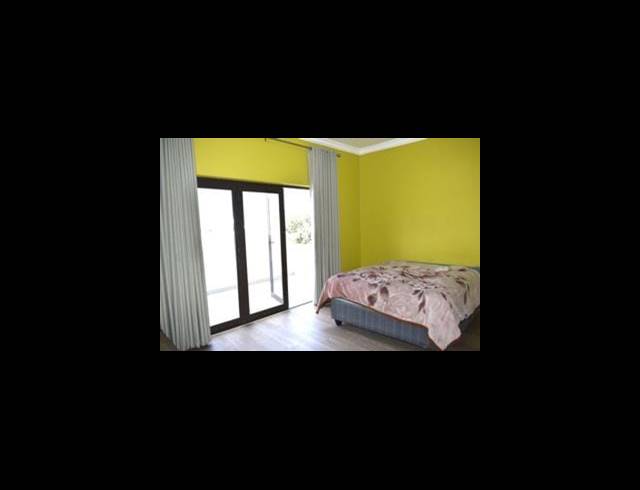 4 BEDROOM HOUSE FOR SALE IN HELDERWYK